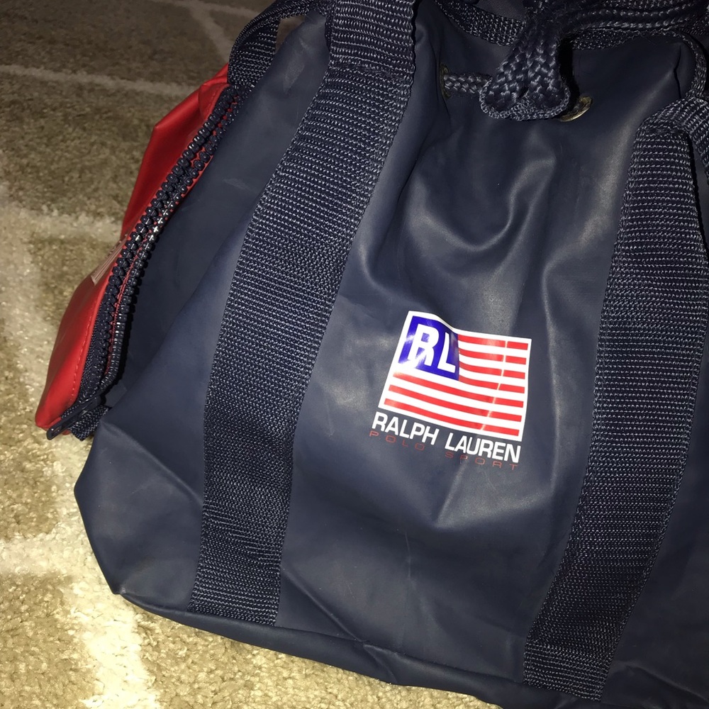 Small sports or sporty look bag